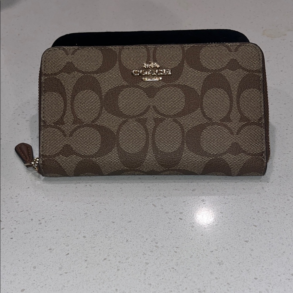 Coach Tan and Brown Signature Wallet